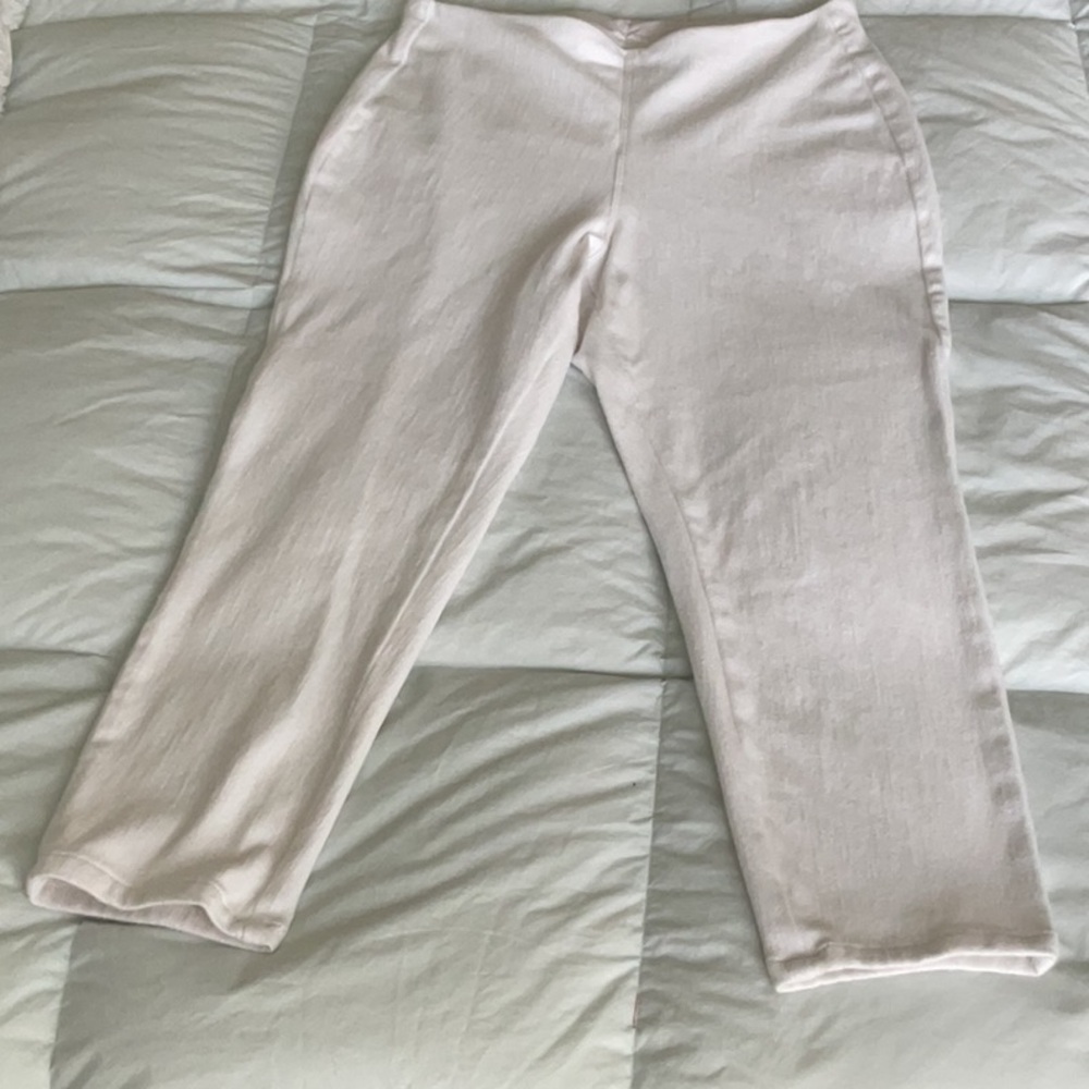 Stylish Belle by Kim Gravel capris